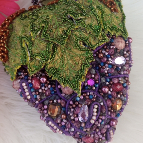 Mary Frances Purple Grapes Cluster Beaded Wristlet - Picture 3 of 16